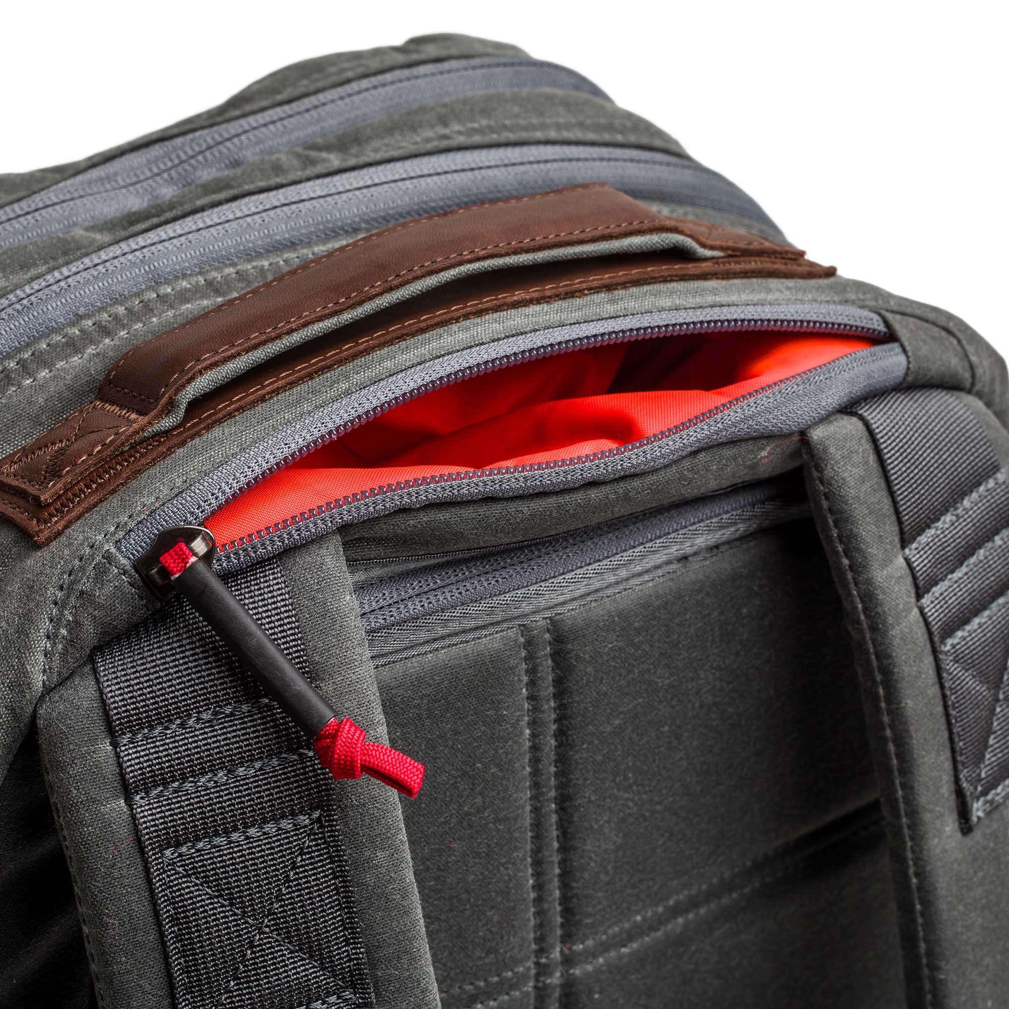 Double Compartment Bullet Ruck - Heritage Waxed Canvas - 18L - Image 20