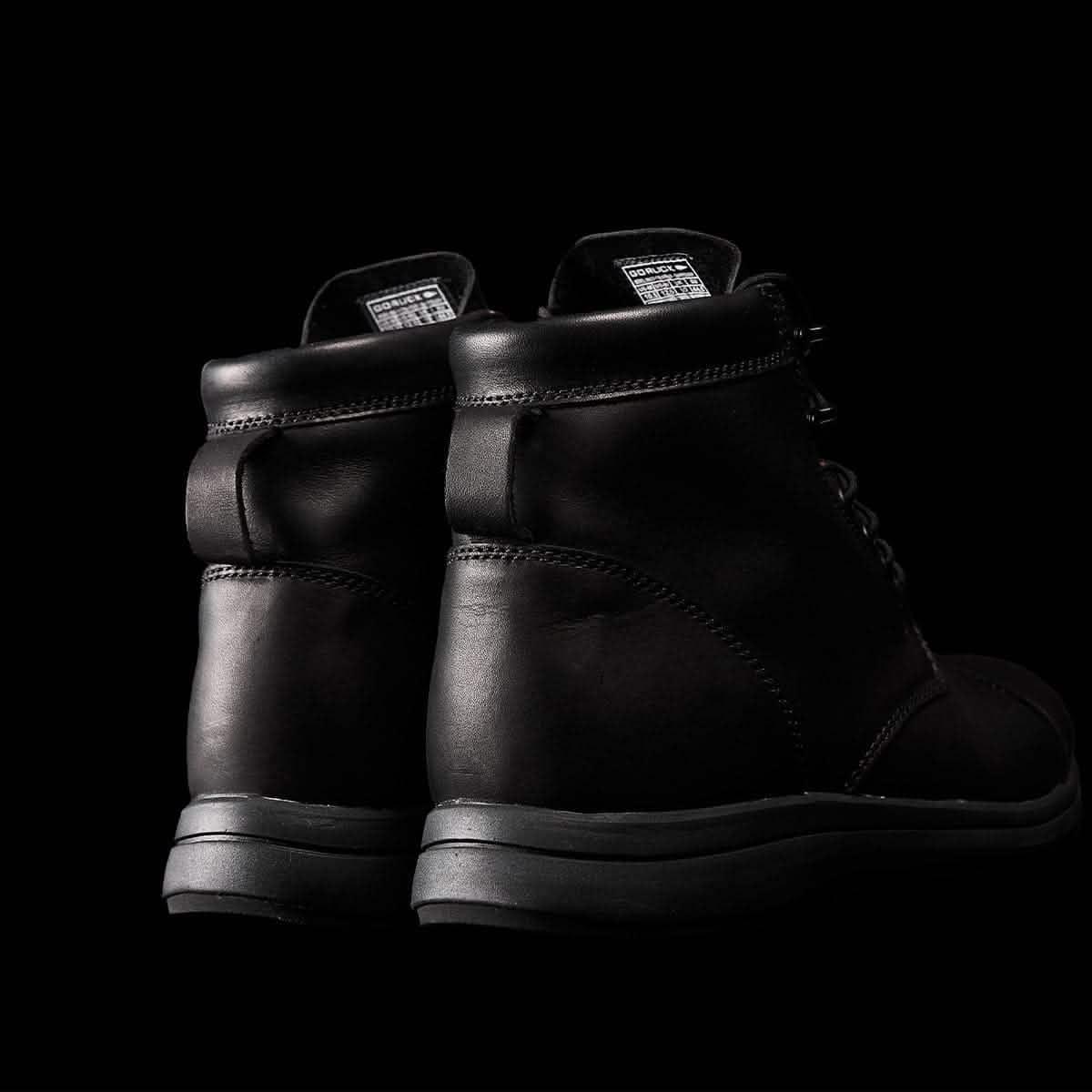 SIZE 4 (W6) ONLY - MACV-1 Traveler x Carryology - Berserker Viking - Image 8